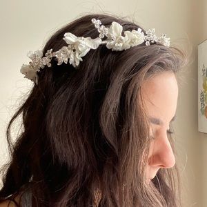 David’s Bridal Wedding Headpiece